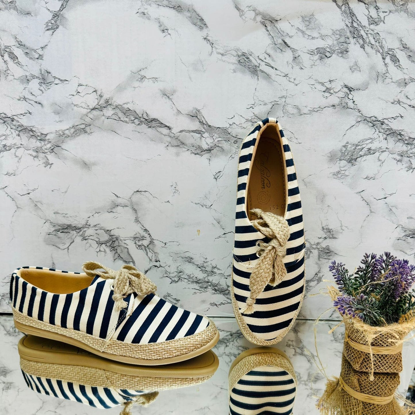 RAYAS MARINO CON AGUJETAS